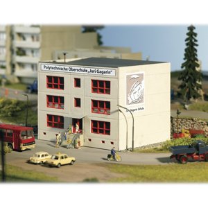 Piko Authentic Edition Polytechnická škola Jurije Gagarina - 61150