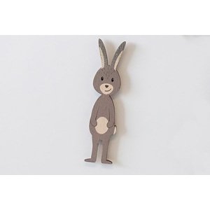 BeWooden Dřevěná magnetka zajíček Karlíček