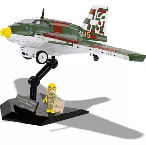 Německé stíhací letadlo Messerschmitt Me 163B Komet & Scheuch-Schlepper COBI 5765 Limited Edition WW II 1:32